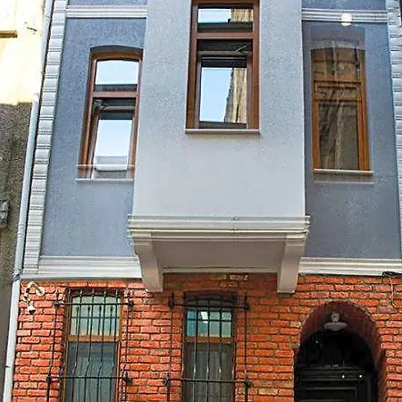 Hotell Beans House 3*